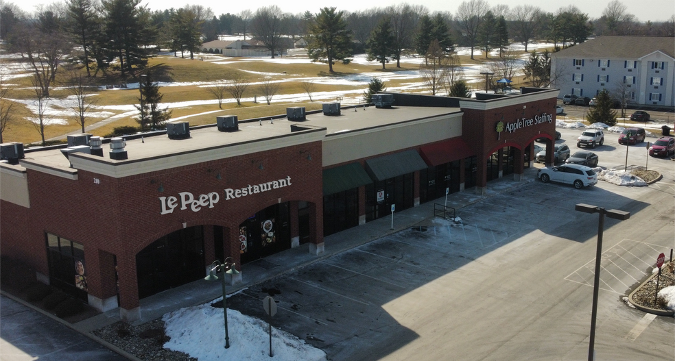 More Photos Of 210 S Emerson Ave, Greenwood Storefront Retail Office For Lease