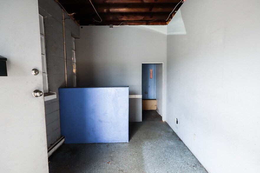 More Photos Of 4730 N Crescent Blvd, Pennsauken Industrial For Sale