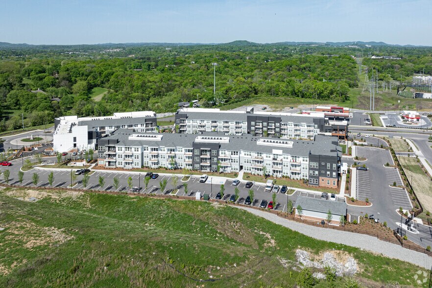 More Photos Of 2141 Century Farms Pky, Antioch Apartments For Lease