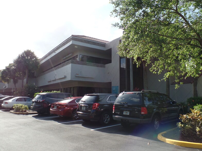More Photos Of 8320 W Sunrise Blvd, Plantation Office For Lease