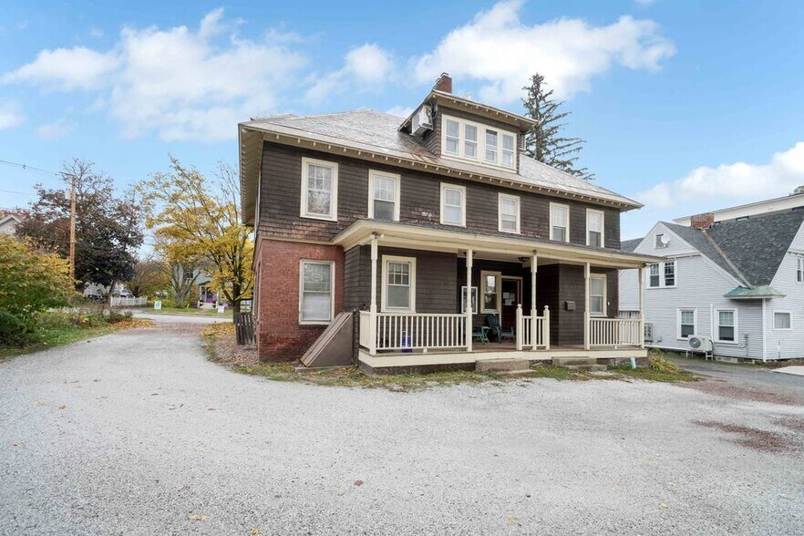 More Photos Of 10-12 Pearl St, Essex Junction Office Residential For Sale