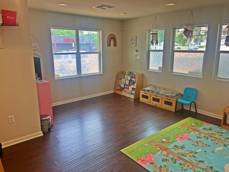 More Photos Of , Austin Office For Sale