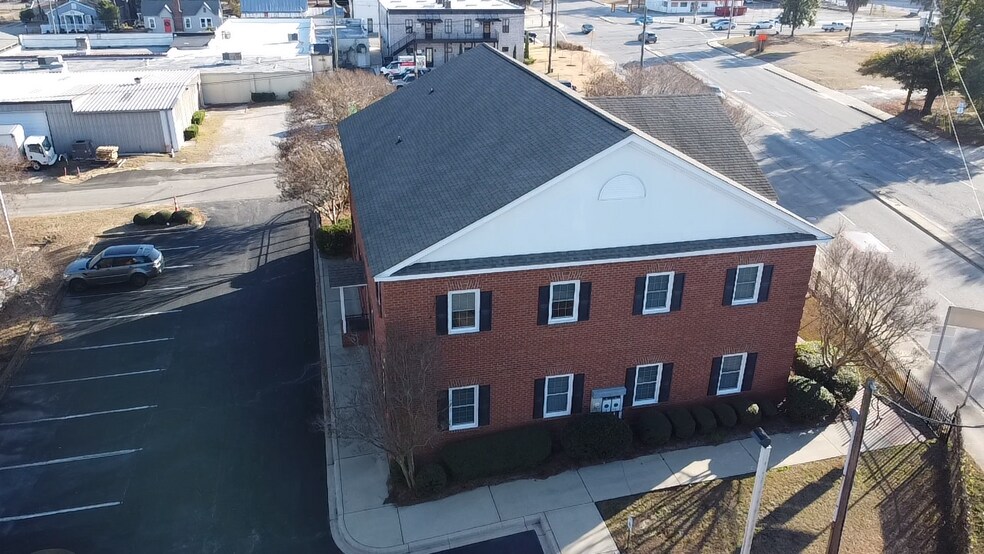 More Photos Of 150 N 9th St, West Columbia Office For Sale