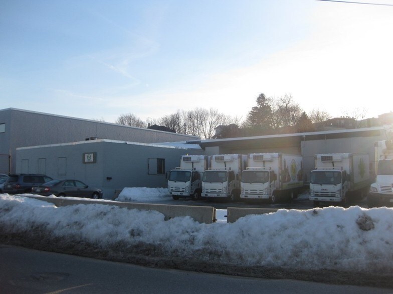 More Photos Of 1 Griffin Way, Chelsea Food Processing For Lease