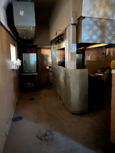 More Photos Of 1103 U.S. 385, Highway, Mccamey General Retail For Sale