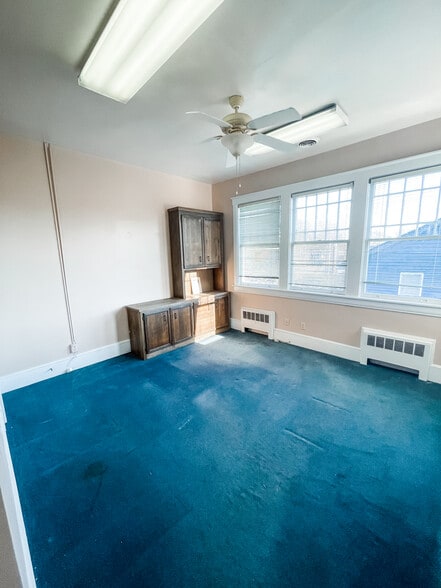 More Photos Of 509 Nash St W, Wilson Loft Creative Space For Sale