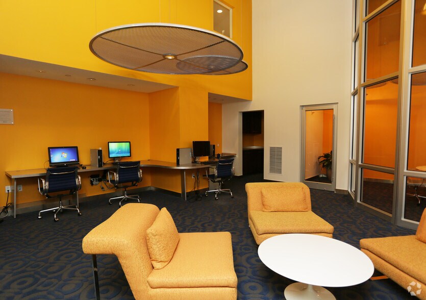 More Photos Of 1400 Irving St NW, Washington Apartments For Lease
