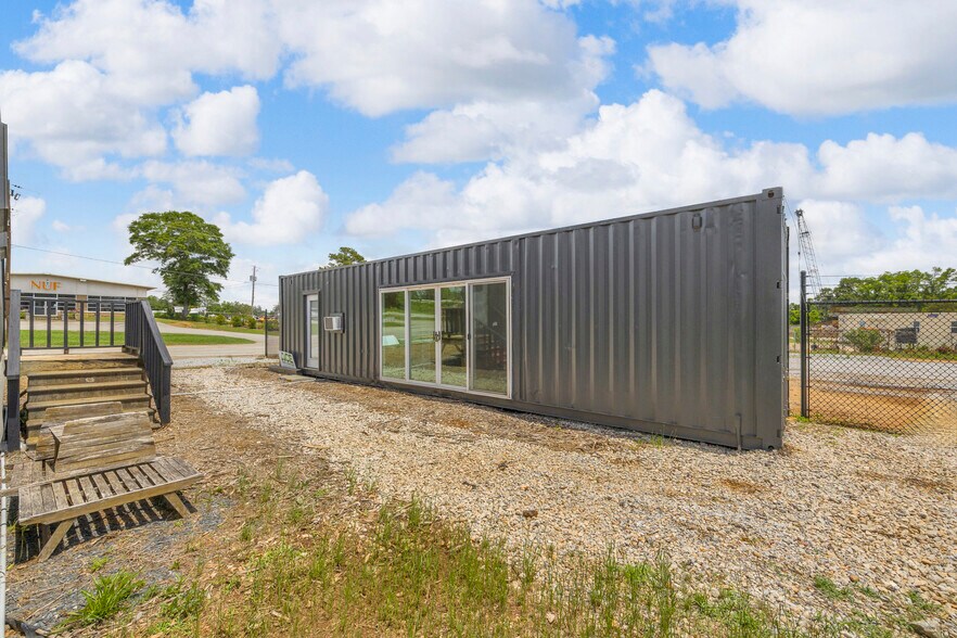 More Photos Of 1000 Winterville Rd, Athens Industrial For Sale