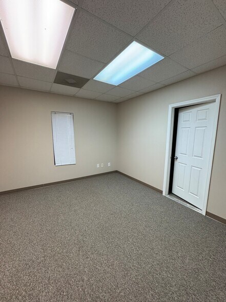 More Photos Of 6283 Park South Dr, Bessemer Office Residential For Lease