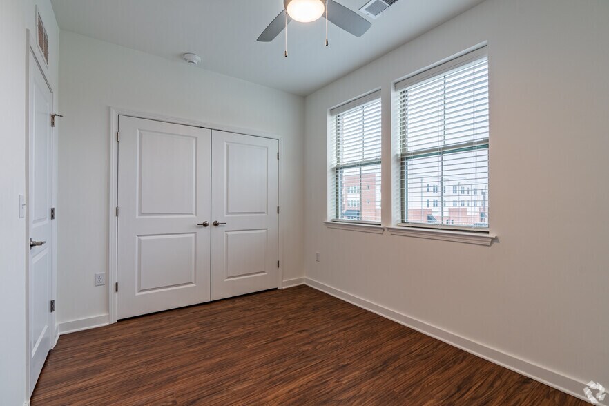 More Photos Of 4815 Market Green Pl W, Lakeland Apartments For Sale