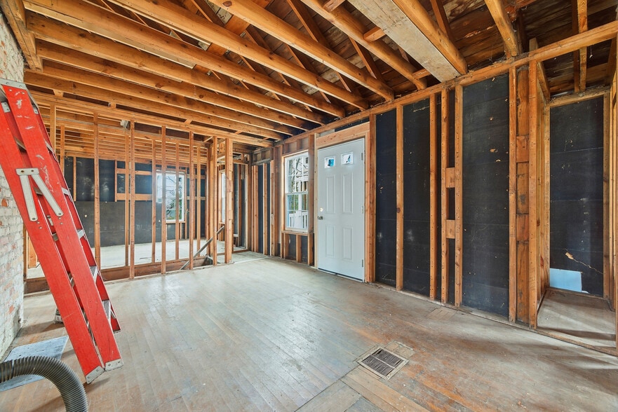 More Photos Of 2879 Wildwood Road Ext, Allison Park Office For Lease