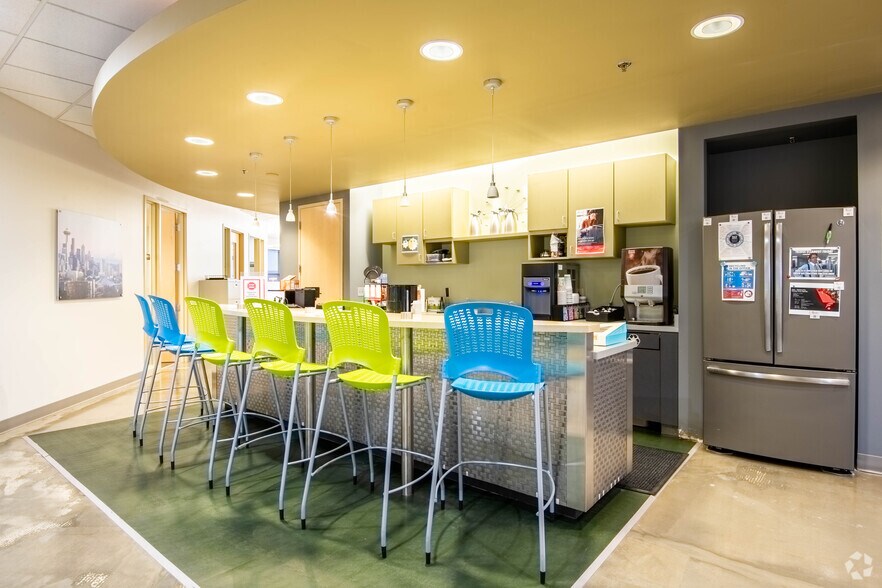 More Photos Of 4600 American Pky, Madison Office For Lease