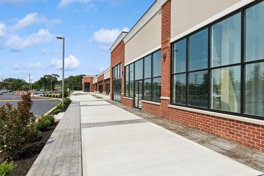 More Photos Of 1707-1759 Middle Country Rd, Centereach Unknown For Lease