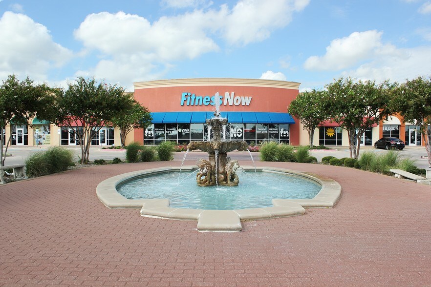 More Photos Of 6801 Rufe Snow Dr, Watauga Unknown For Lease