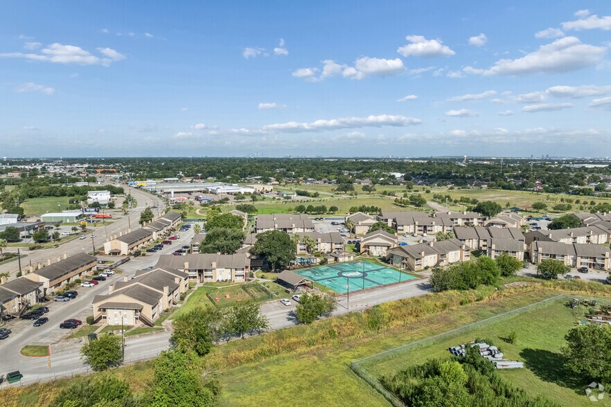 More Photos Of 6507 Spencer Hwy, Pasadena Land For Sale