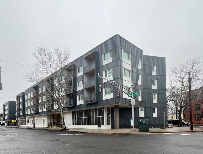 Primary Photo Of 340 Dixwell Ave, New Haven Apartments For Lease