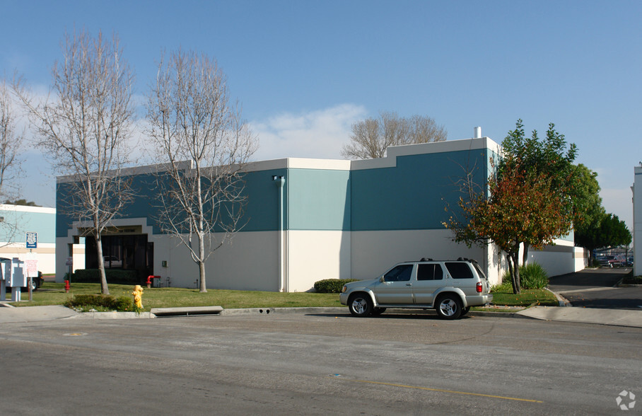 Primary Photo Of 10772 Noel St, Los Alamitos Manufacturing For Lease