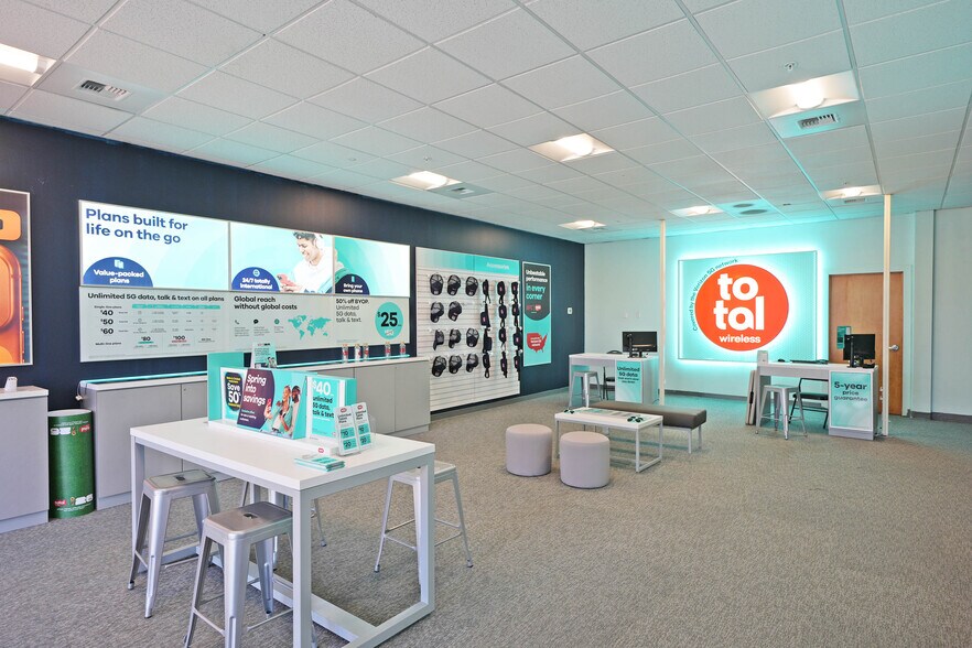 More Photos Of 107-111 S 1st St, Yakima Storefront Retail Office For Lease