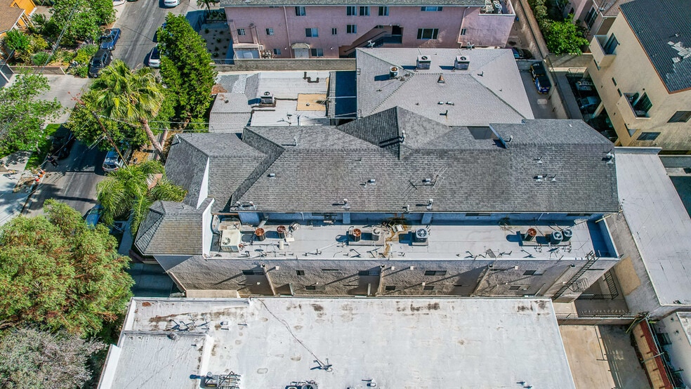 More Photos Of 5319 Cartwright Ave, North Hollywood Apartments For Sale