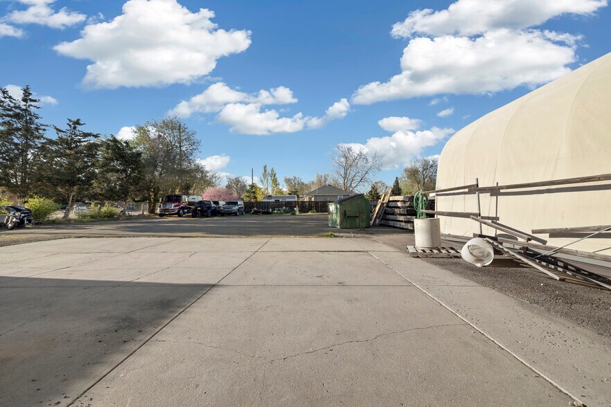 More Photos Of 9685-9695 W 44th Ave, Wheat Ridge Auto Repair For Lease