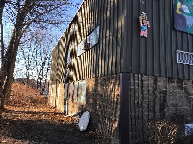 More Photos Of 69 Catharine St, Poughkeepsie Office For Sale