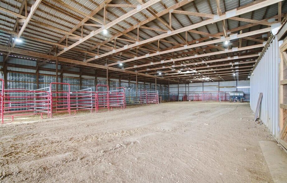 More Photos Of 24855 IL Route 122, Delavan Specialty For Sale