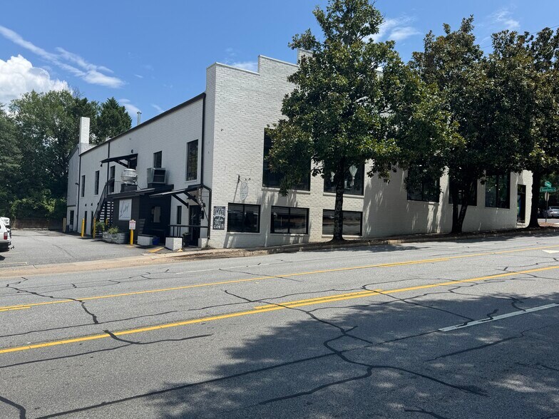 Primary Photo Of 520 N Thomas St, Athens General Retail For Sale