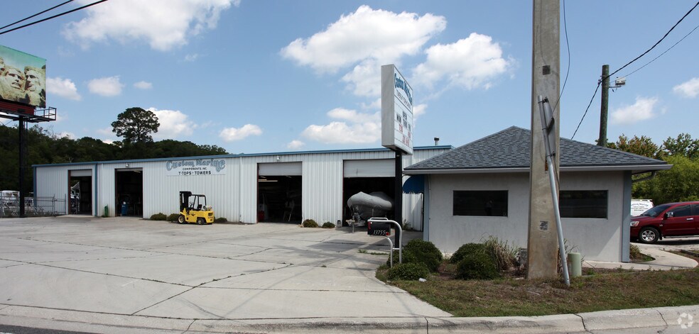 More Photos Of 13755 Atlantic Blvd, Jacksonville Light Manufacturing For Lease