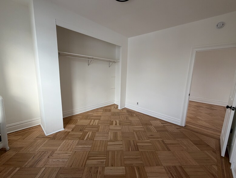 More Photos Of 995 Summit Ave, Jersey City Apartments For Sale