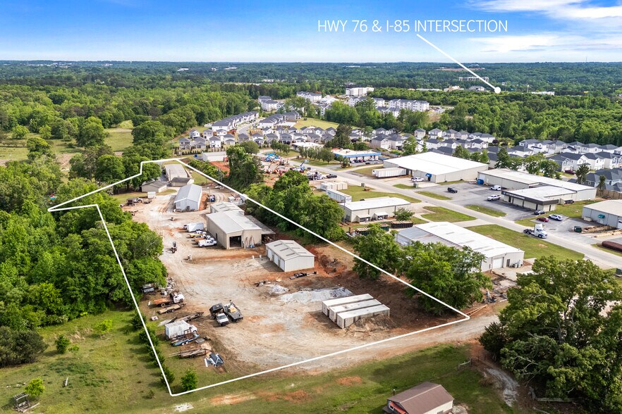 More Photos Of 245 Welpine Rd, Pendleton Warehouse For Lease