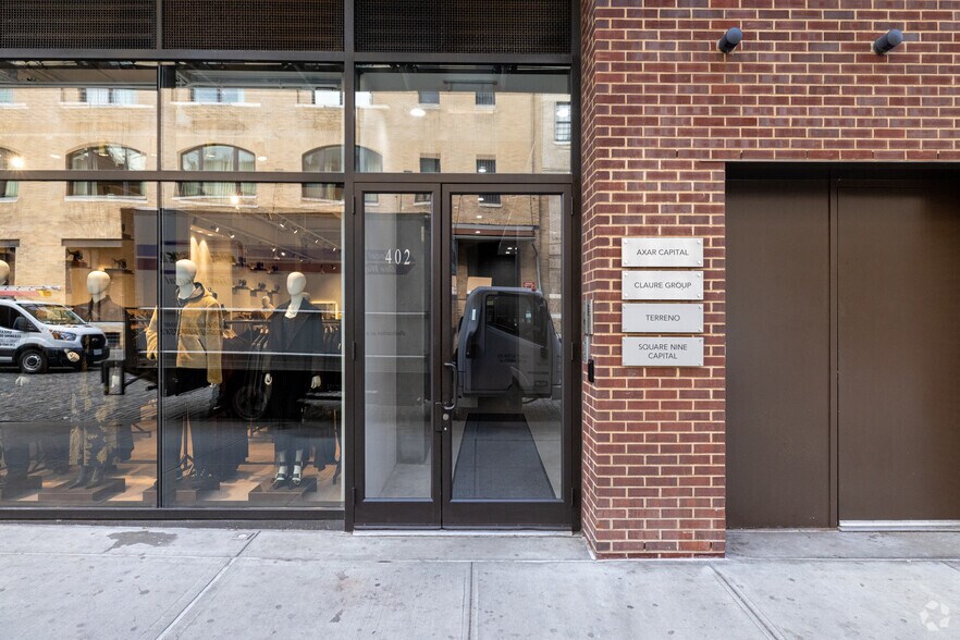 More Photos Of 402 W 13th St, New York Office For Lease