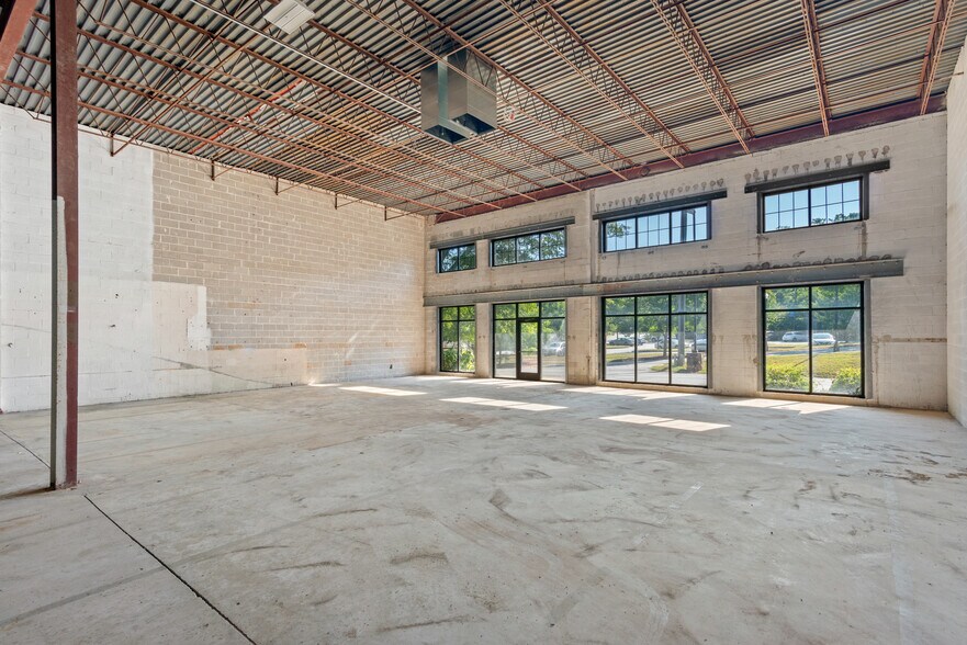 More Photos Of 3586 Pierce Dr NE, Chamblee Office For Lease