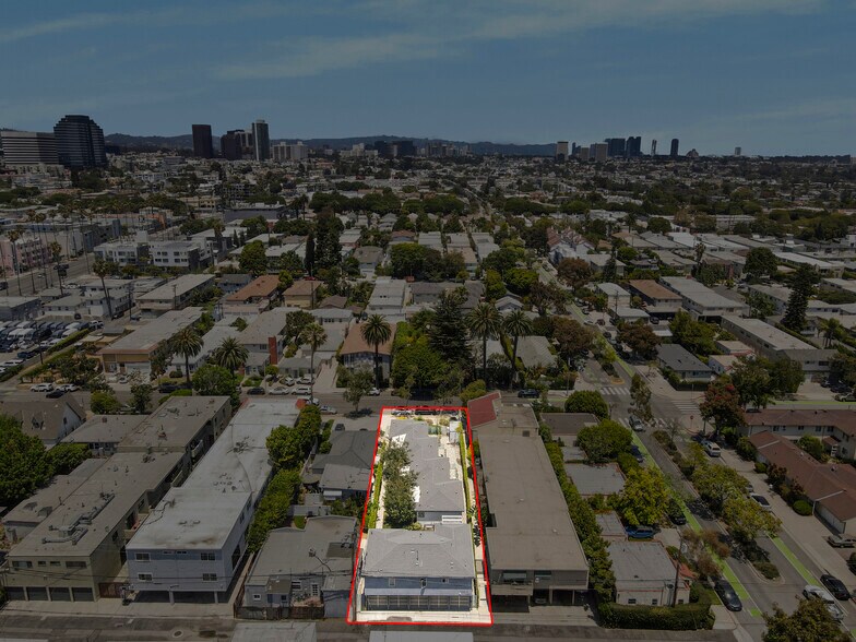More Photos Of 1446-1448 Yale St, Santa Monica Apartments For Sale