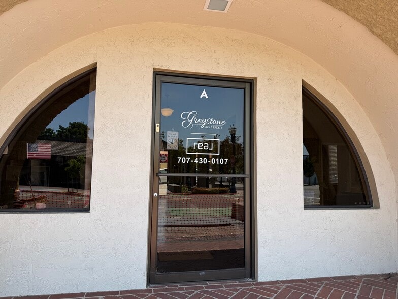 More Photos Of 1000 Texas St, Fairfield Office Residential For Lease