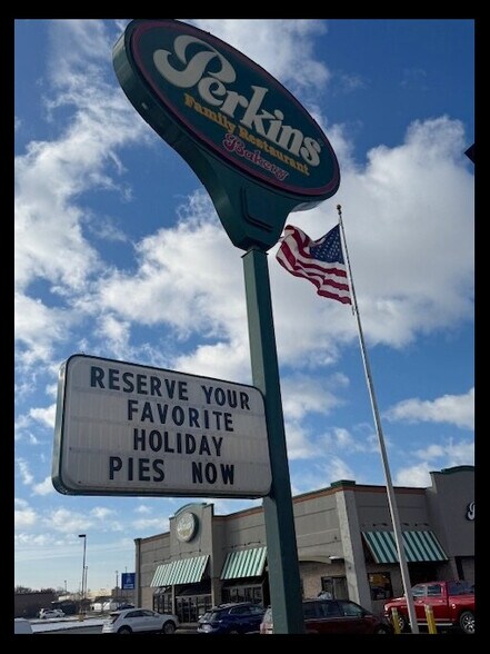 More Photos Of 107 Northpointe Blvd, Elkhart Restaurant For Sale