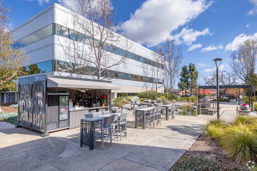 More Photos Of 2111 Palomar Airport Rd, Carlsbad Unknown For Sale