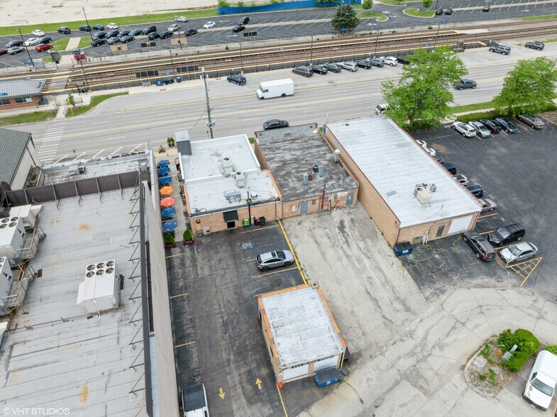 More Photos Of 456-458 E Northwest Hwy, Des Plaines Storefront Retail Office For Sale