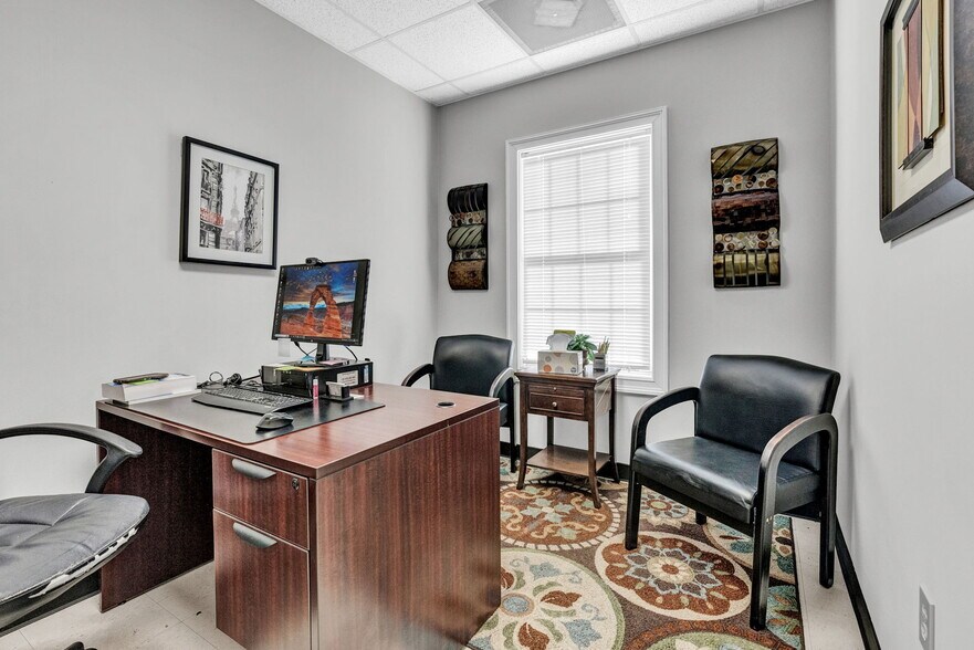 More Photos Of 4171 Marietta St, Powder Springs Medical For Lease