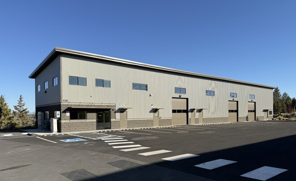Primary Photo Of 20723 Brinson Blvd, Bend Light Manufacturing For Lease