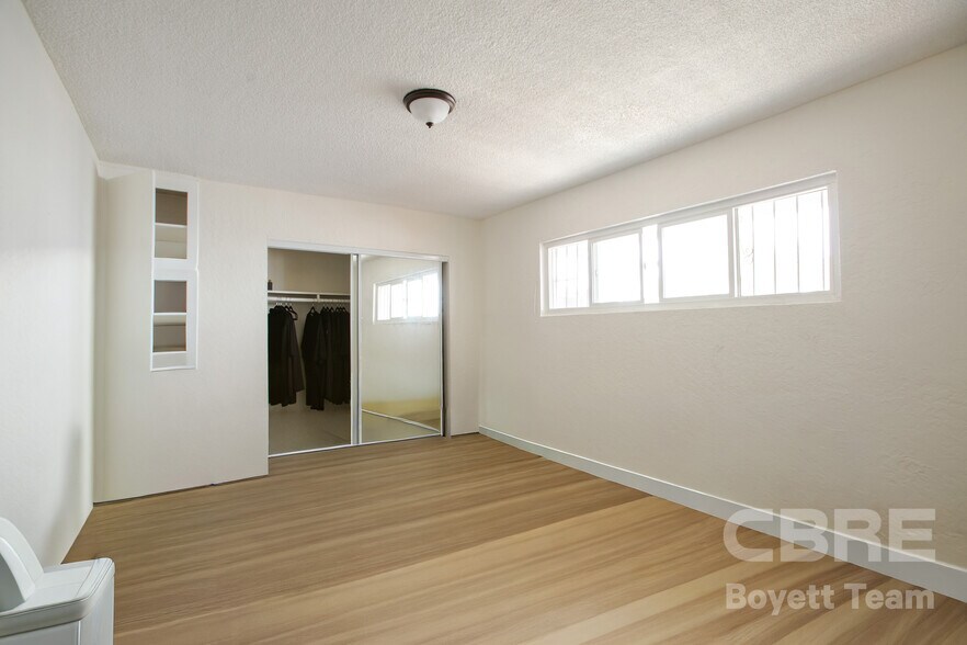 More Photos Of 5933 Barton Ave, Los Angeles Apartments For Sale