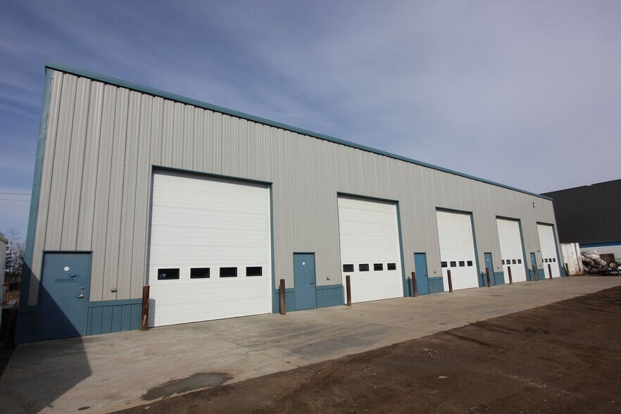 More Photos Of 315 Macalpine Cres, Fort McMurray Warehouse For Lease