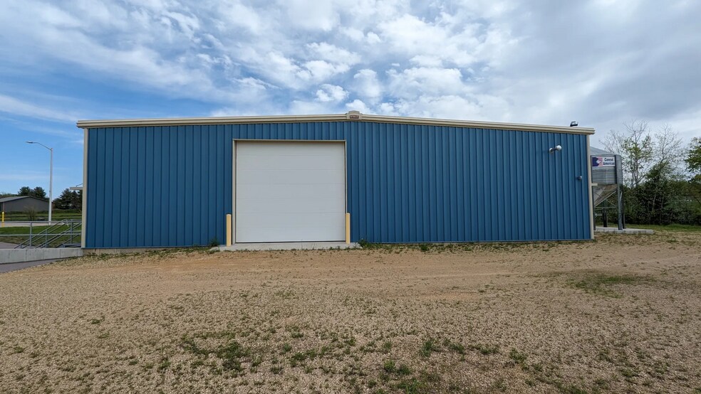 More Photos Of 605 Greenway Ct, Reedsburg Industrial For Sale
