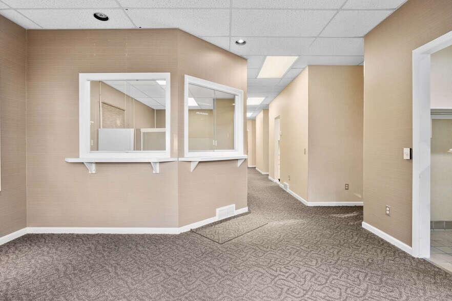 More Photos Of 61A Monroe Ave, Pittsford Office For Sale