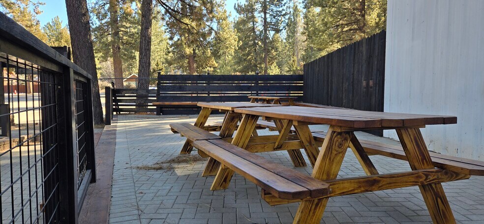More Photos Of 42011 Big Bear Blvd, Big Bear Lake Storefront Retail Office For Sale