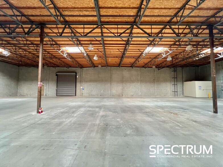 More Photos Of 26465 Summit Cir, Santa Clarita Warehouse For Lease