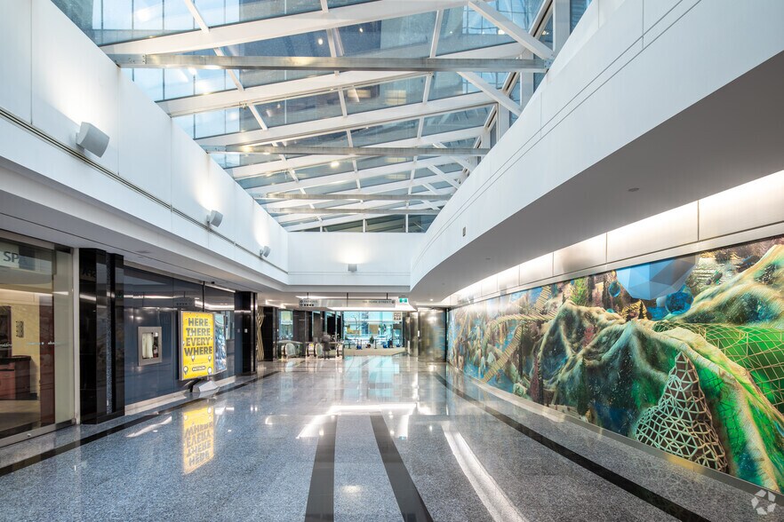 More Photos Of 150 York St, Toronto Office For Lease