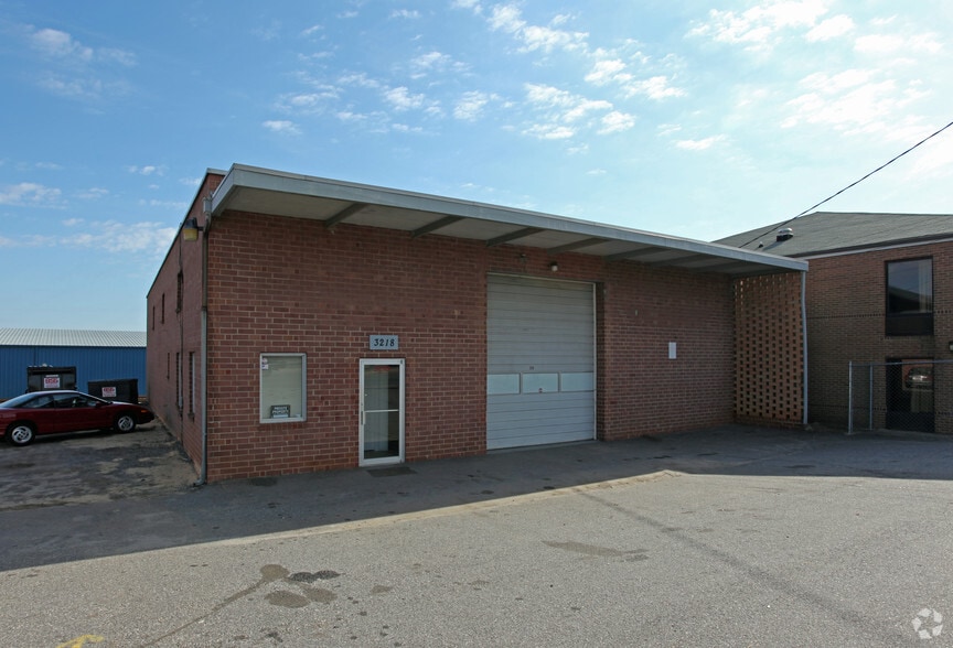 Primary Photo Of 3218 Taylorsville Hwy, Statesville Warehouse For Lease
