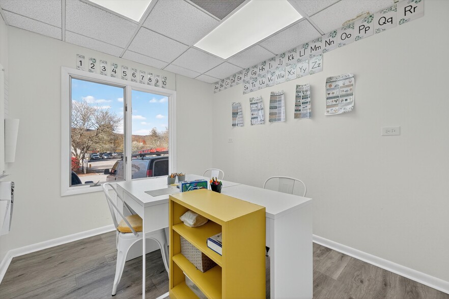 More Photos Of 515-527 Route 22, Pawling Loft Creative Space For Sale