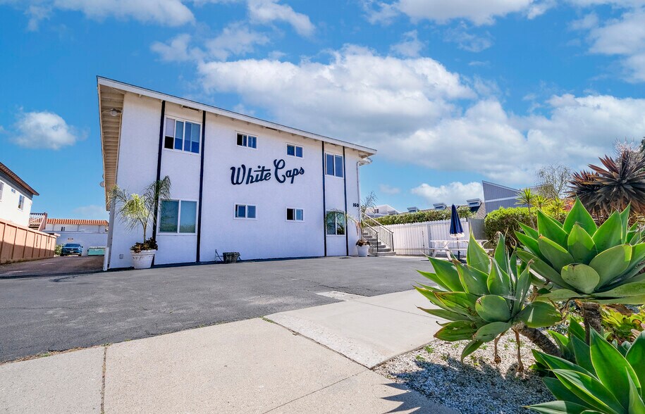 More Photos Of 160 Ash Ave, Carpinteria Apartments For Sale