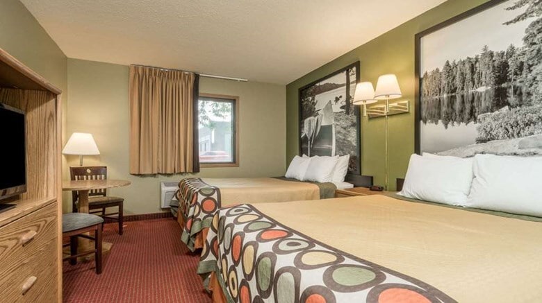 More Photos Of 232 Withers Harbor Dr, Red Wing Hotel For Sale